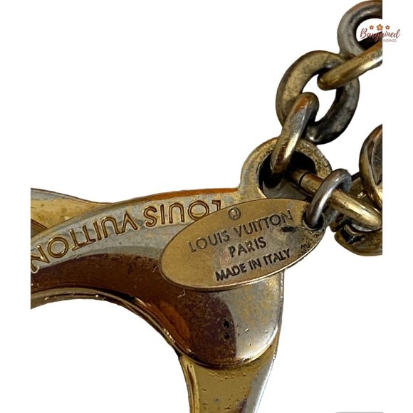 Authentic LOUIS VUITTON Rose Acetate Hollow Flower Vellur Key Holder Bag Charm - Picture 7 of 10